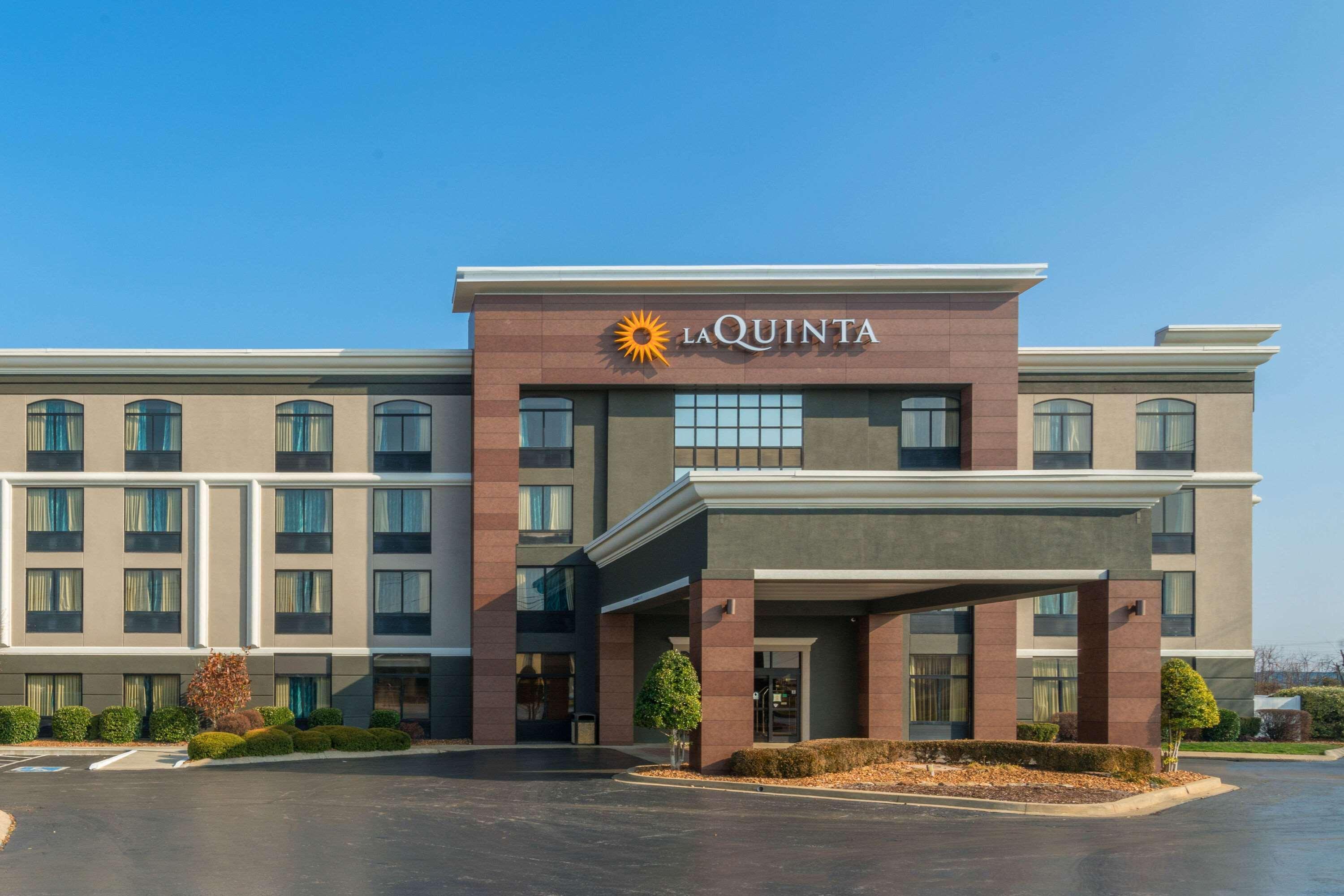 La Quinta By Wyndham Clarksville Exterior photo